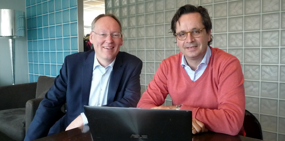Robert Kool (Benelux Manager StatSoft Europe) en Joop Bruinzeel, Chief Credit Risk Officer Novum Bank